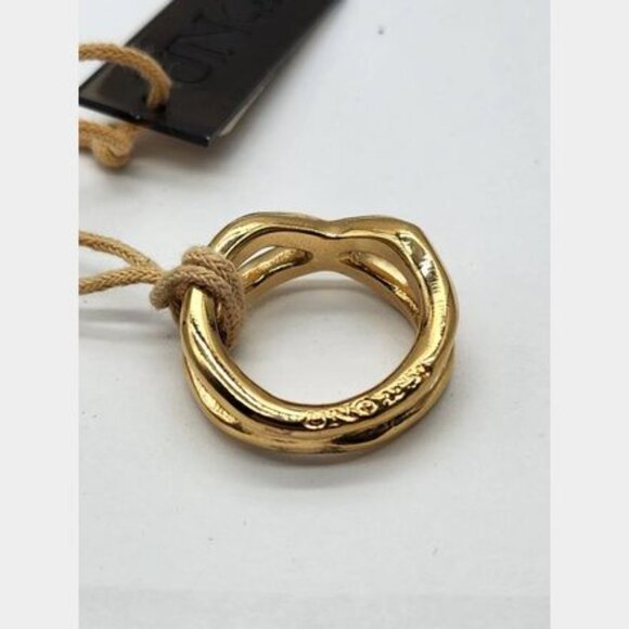 UNOde50  Gold Plated Open Crossed Twist Ring NWT $155 sz 7 - Picture 5 of 6